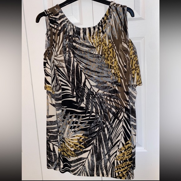 Tropical & Animal Print Off The Shoulder Tee - Picture 2 of 5